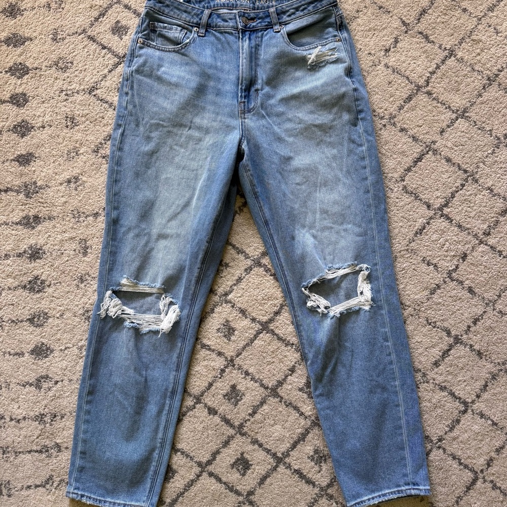 American Eagle Distressed Ankle Jeans